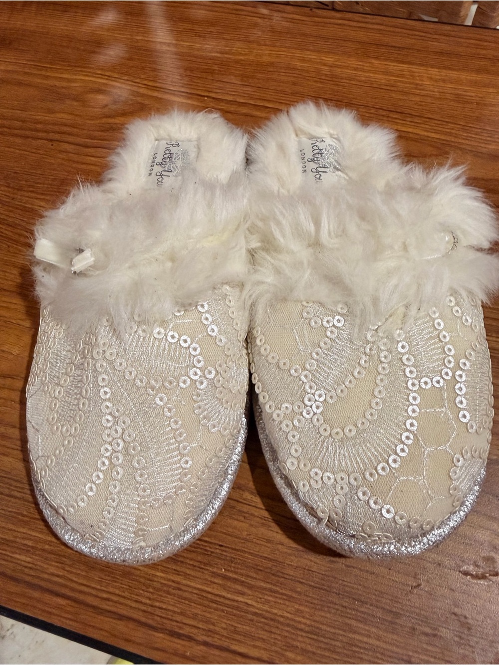 Cozy Ivory Faux-Fur Sequin Slippers